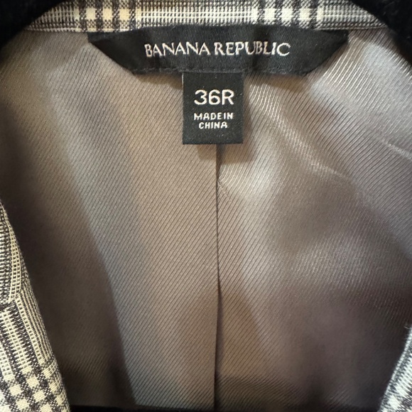 Men’s Plaid Suit Jacket (36R) | Banana Republic - Slim Fit Blazer - Picture 4 of 15